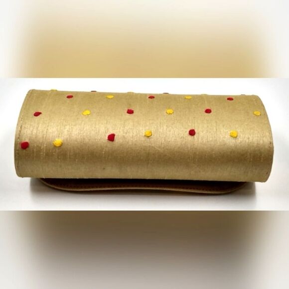 Free with Purchase Floral Embroidery Handbag Clutch Bag Purse - Picture 8 of 16